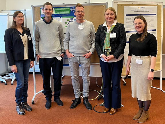 Project team from left to right: Daniela Schmitz, Jan-Hendrik Ortloff, Uwe Wilkesmann, Liudvika Leišytė, Olga Wagner.